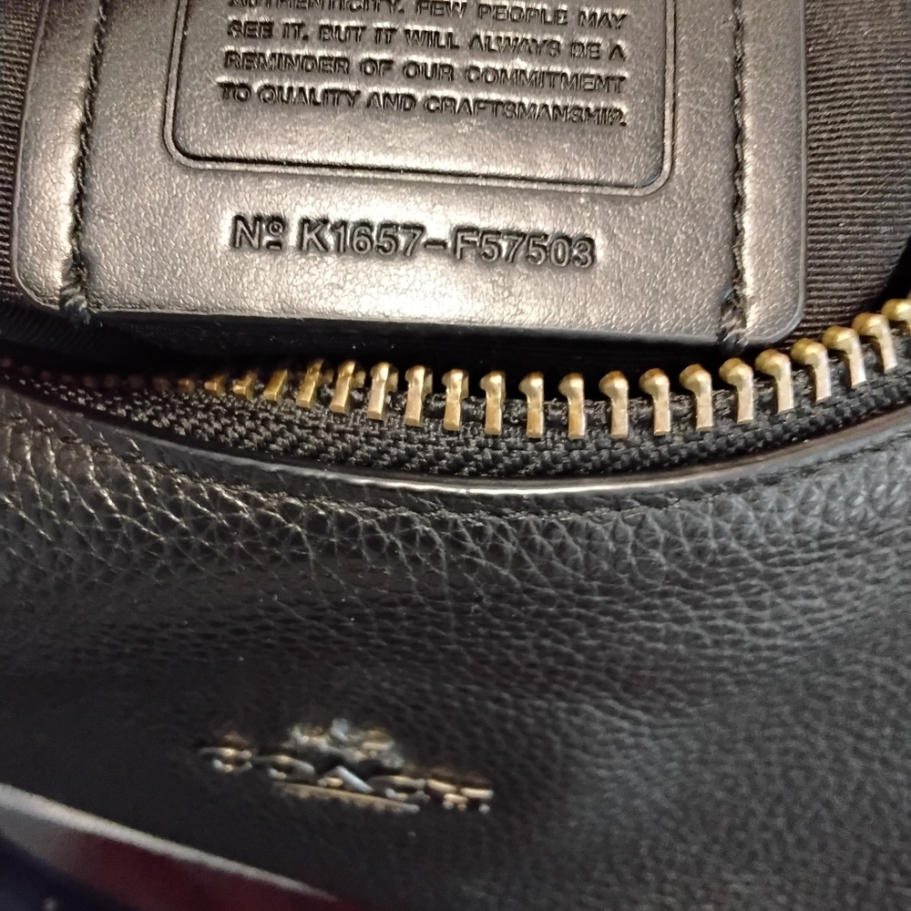Coach Harley Hobo Black Pebbled Leather With Embossed Snake Trim - Picture 4 of 9